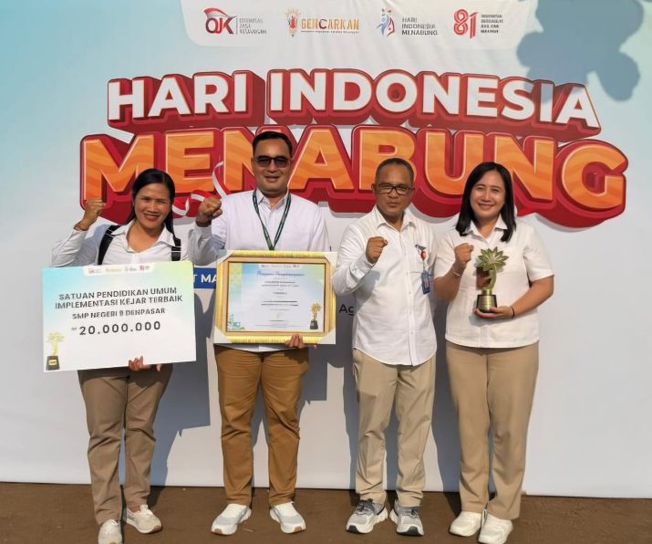 Siswa Giat Menabung, SMPN 9 Denpasar Dianugerahi Penghargaan KEJAR Terbaik Nasional